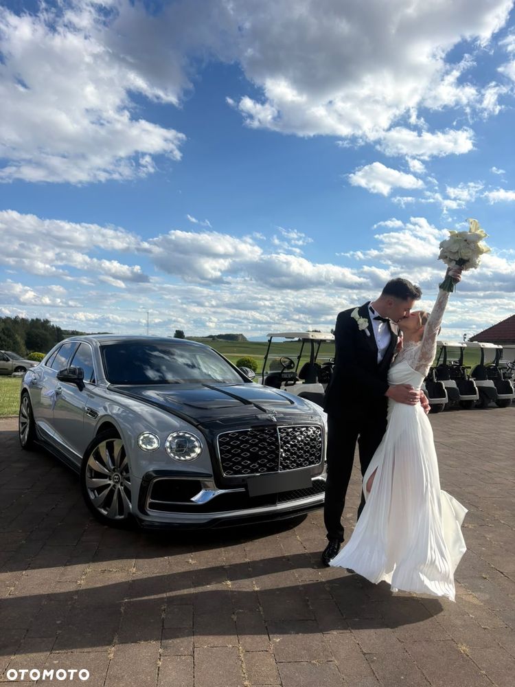 Bentley Flying Spur - 33