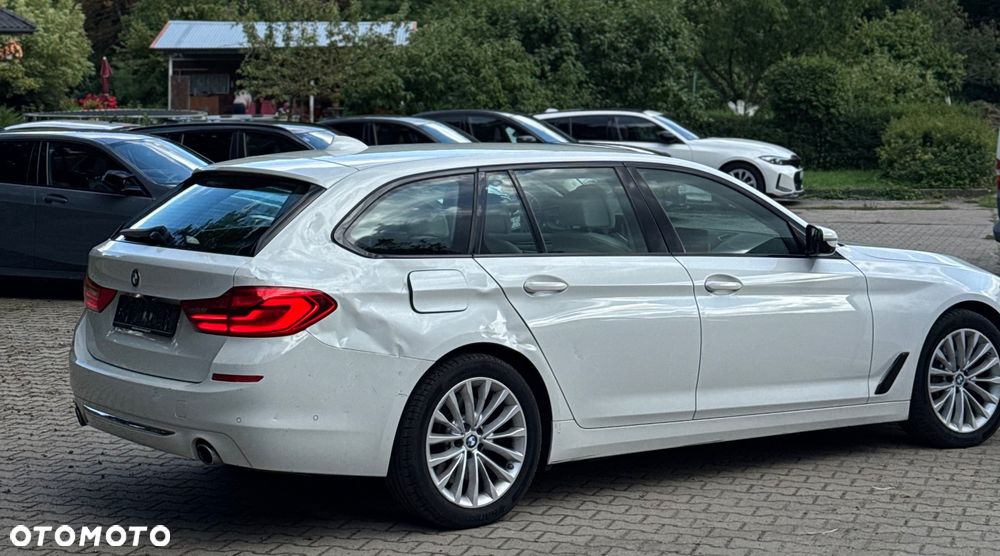 BMW Seria 5 530d Luxury Line sport - 31