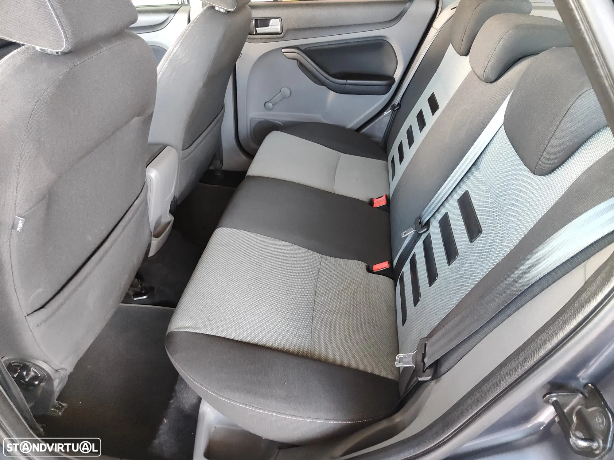 Ford Focus 1.6 TDCi Trend - 12
