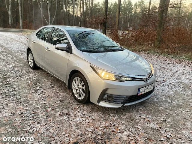 Toyota Corolla 1.6 Comfort MS - 3