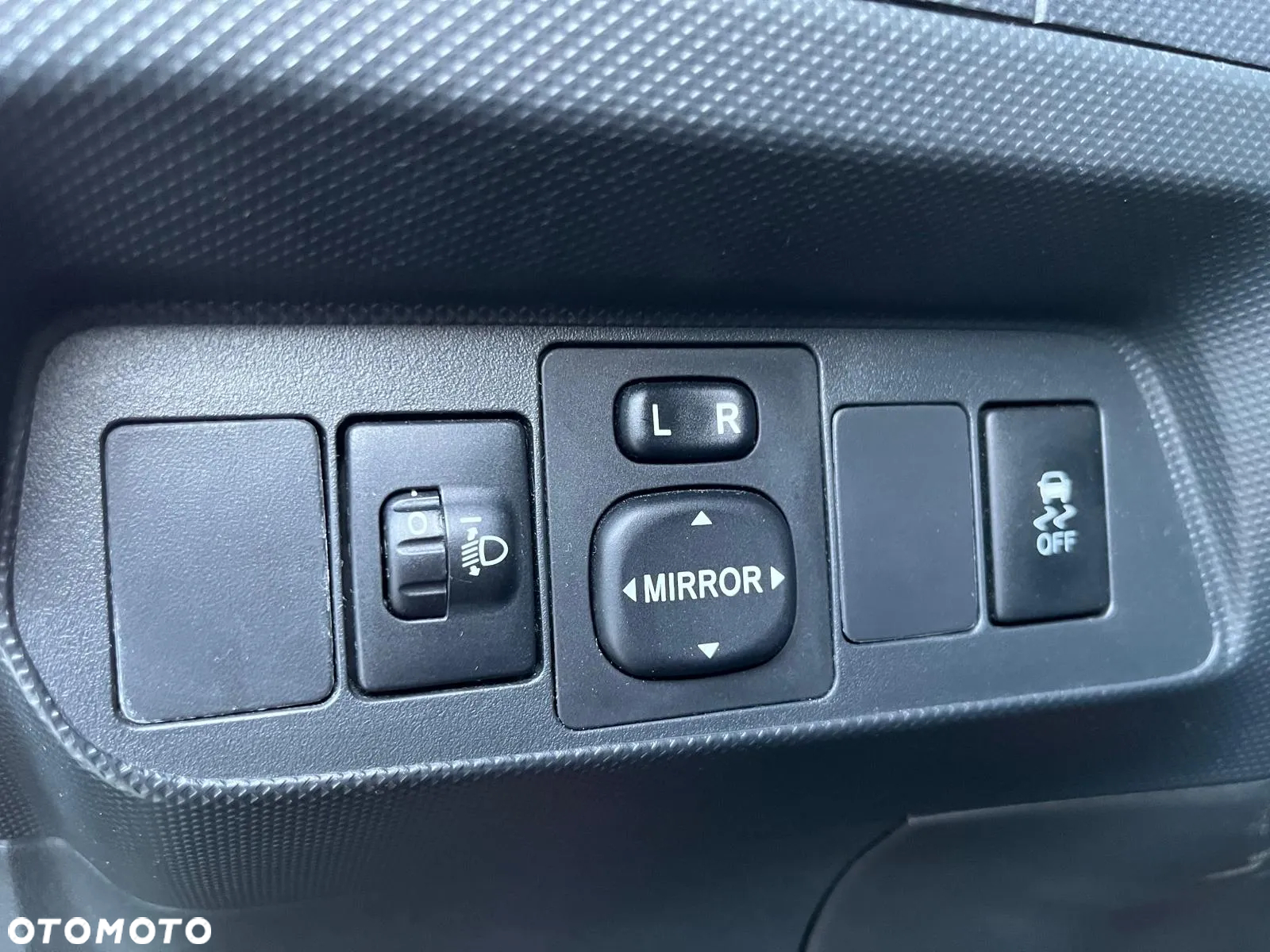 Toyota Auris 1.4 VVT-i - 20