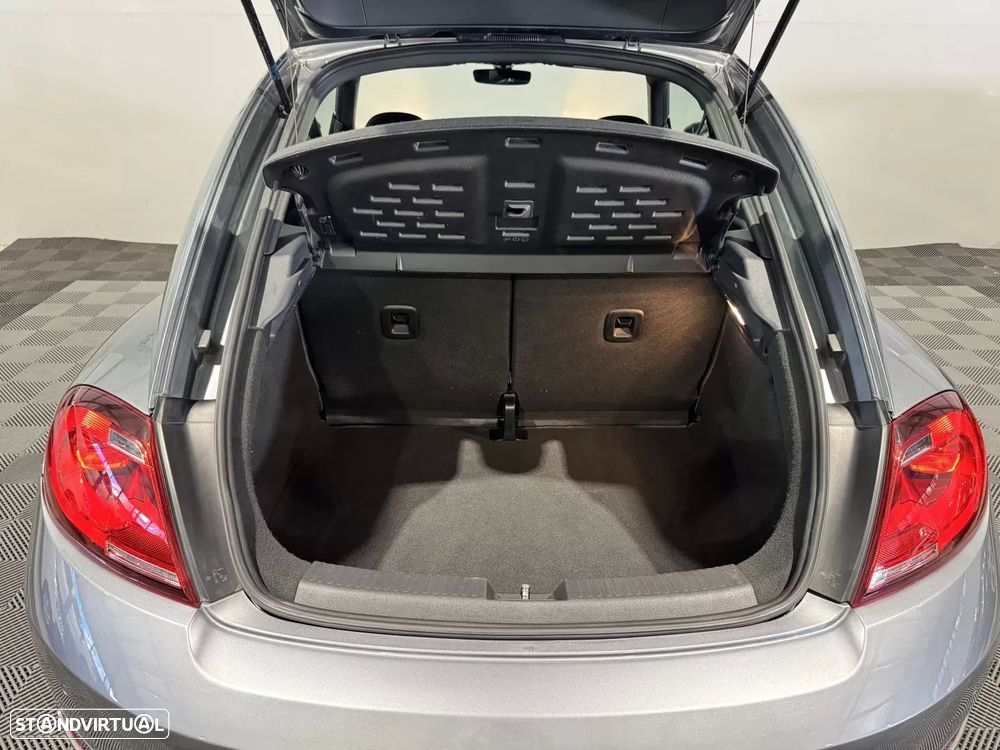 VW New Beetle 2.0 TDI Design - 38