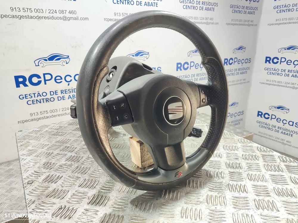 Volante Guiador Completo Original Pele Perfurada Seat Leon 1P FR Comandos Multifunções - 3