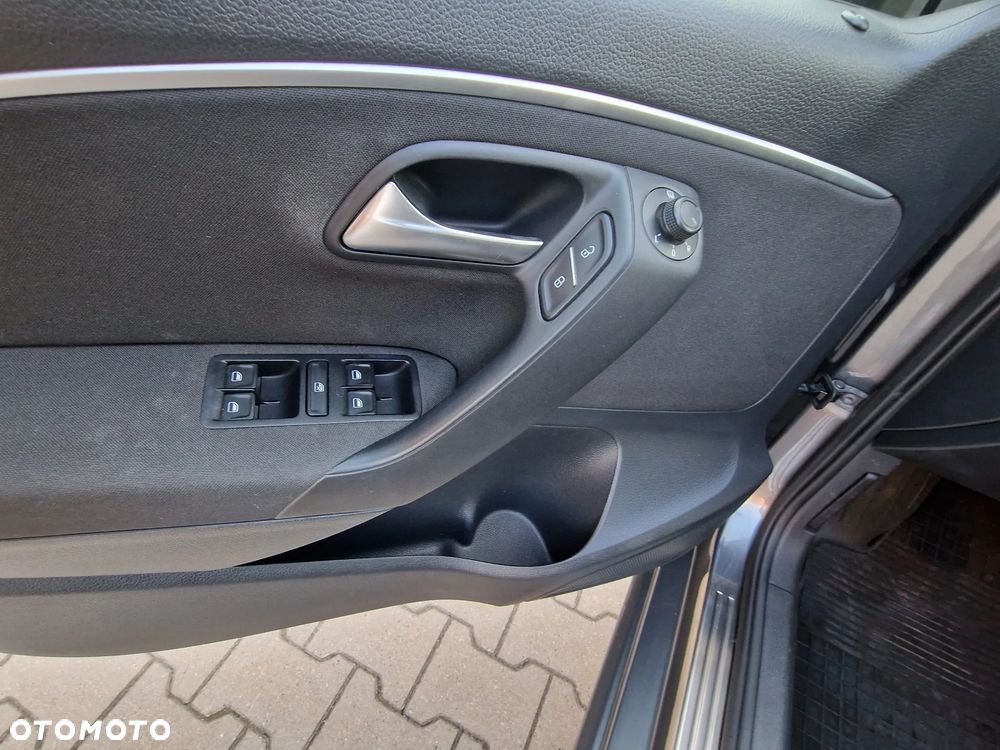 Volkswagen Polo 1.2 TSI (Blue Motion Technology) Highline - 12