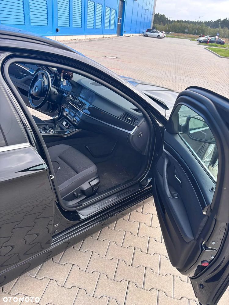 BMW Seria 5 520d - 9