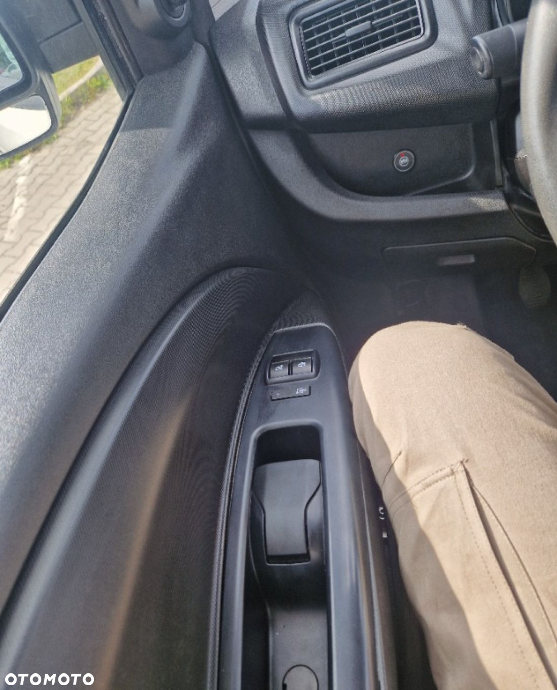 Opel COMBO - 11