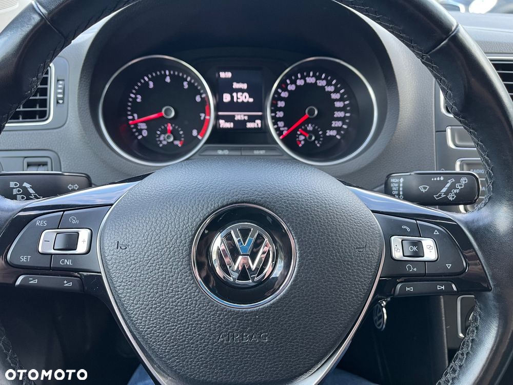 Volkswagen Polo 1.2 TSI BMT Comfortline - 28