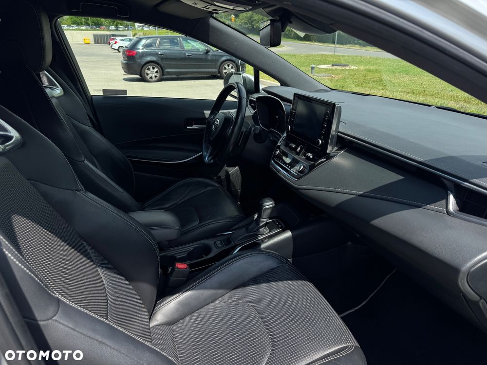 Toyota Corolla - 14