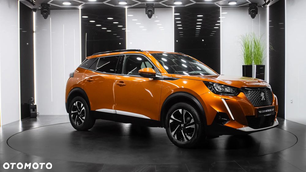 Peugeot 2008 1.2 PureTech Allure S&S - 9
