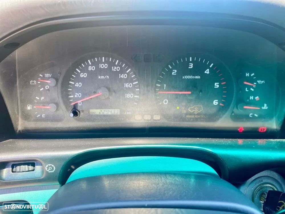 Toyota Land Cruiser SW 4.2 TDi - 8