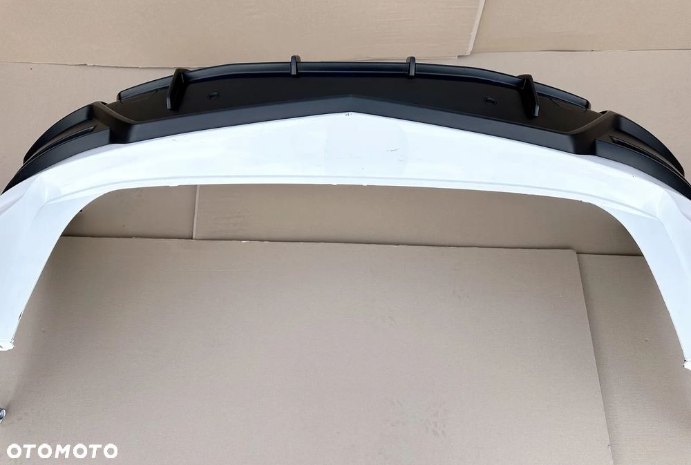 Zderzak Tylny Lamborghini URUS, kompletny - tył - 10