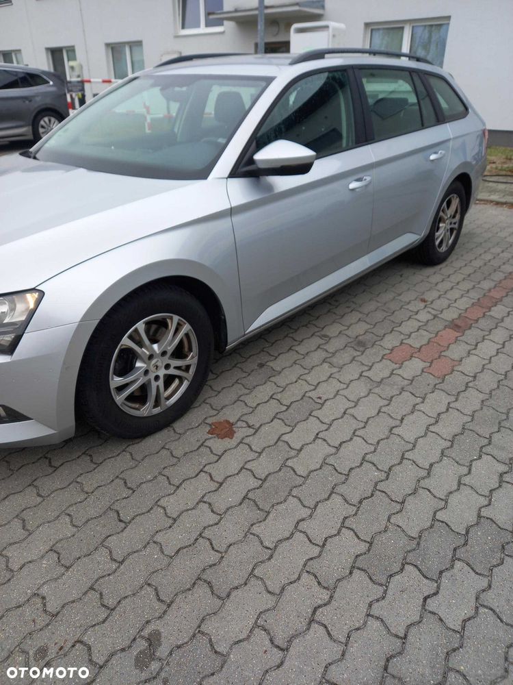 Skoda Superb - 2