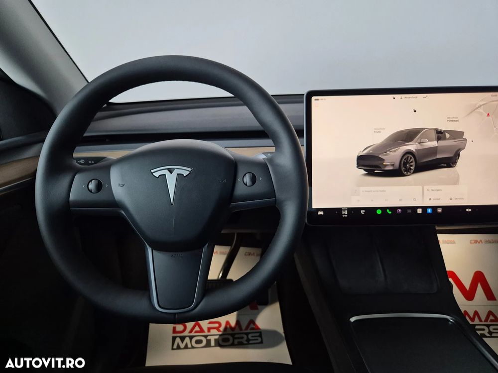 Tesla Model Y Long Range Dual Motor AWD - 10