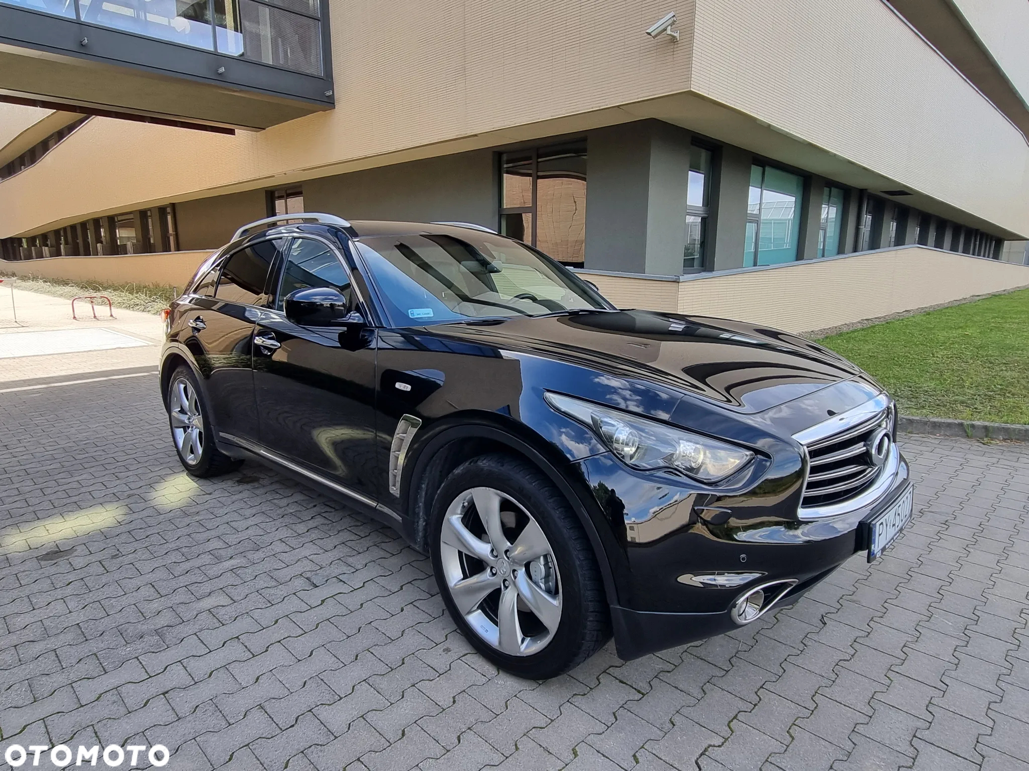 Infiniti FX FX30d AWD S Premium - 3