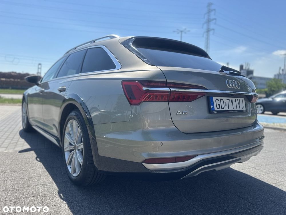 Audi A6 Allroad - 11