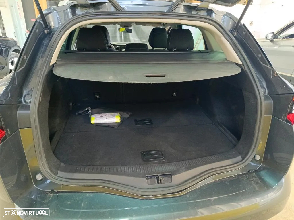 Renault Mégane Sport Tourer 1.3 TCe Limited - 12
