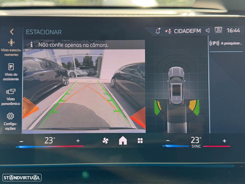 BMW iX1 eDrive20 xLine - 11