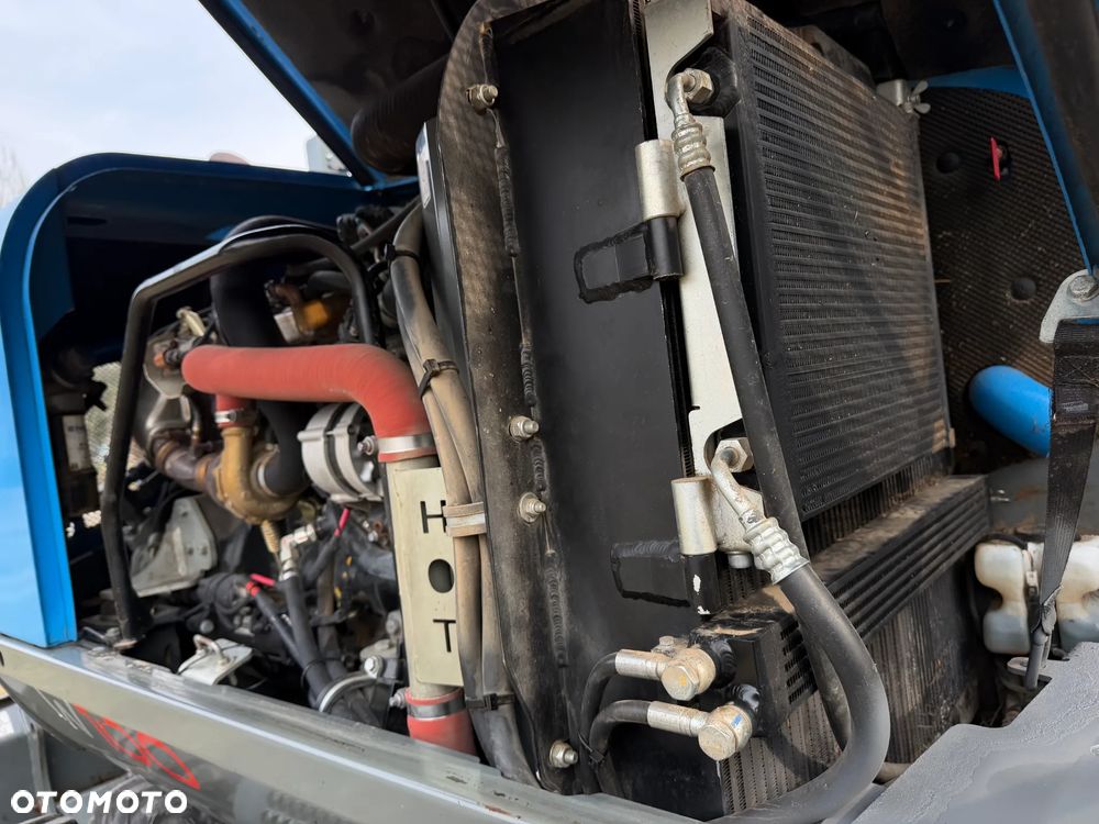 Wacker Neuson EW100 Koparka Kołowa 11 ton. NISKI PRZEBIEG.  3x łamane Ramię. Klima. Pompa ON. 2 Łyżki. Dodatkowe 3 sekcje Hydrauliczne. z upadłośći Norweskiej. Maszyna Jak Nowa z salonu! 2799 mtg. PERKINS silnik 130km. STABILIZATORY Klima. DEKRA 2026r. Książka serwisowa. Szybkozłącze Hydr. Skrętne ramie. Ani deka luzów i wycieków. Pełny Oryginał. Nie picowana na sprzedaż. OKAZJA - 36