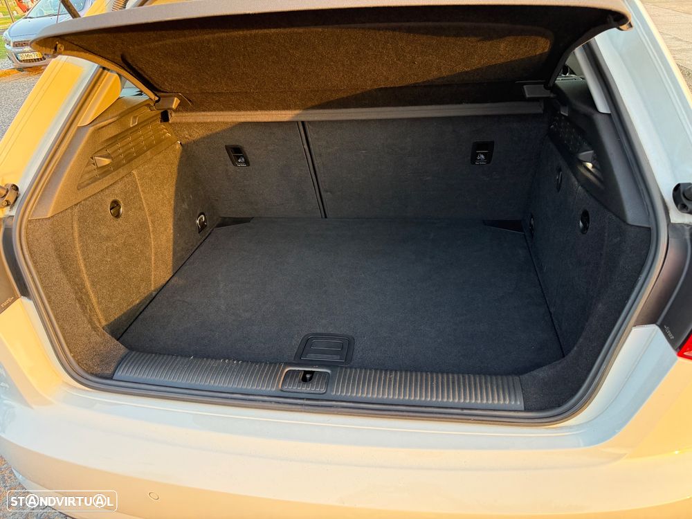 Audi A3 Sportback 1.6 TDI - 11