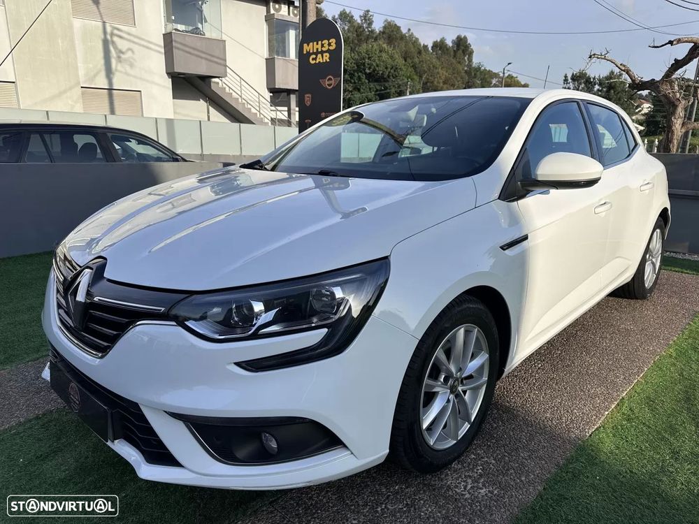 Renault Mégane 1.5 Blue dCi Intens - 3