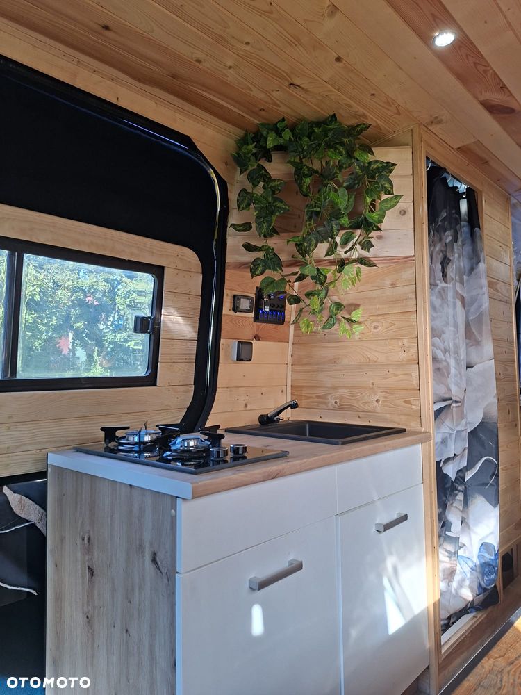 Mercedes-Benz Sprinter 313 - 10