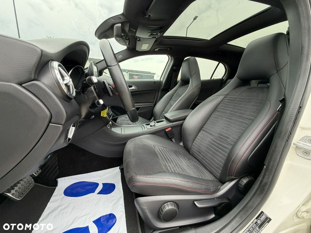 Mercedes-Benz GLA 220 CDI 7G-DCT AMG Line - 19