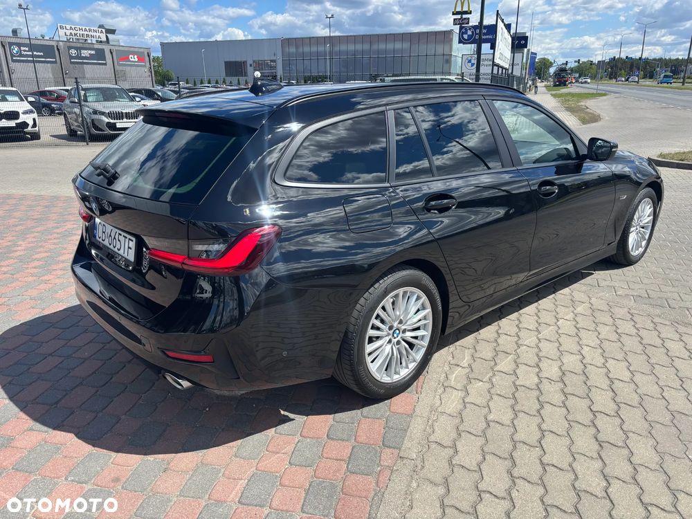 BMW Seria 3 320e - 3