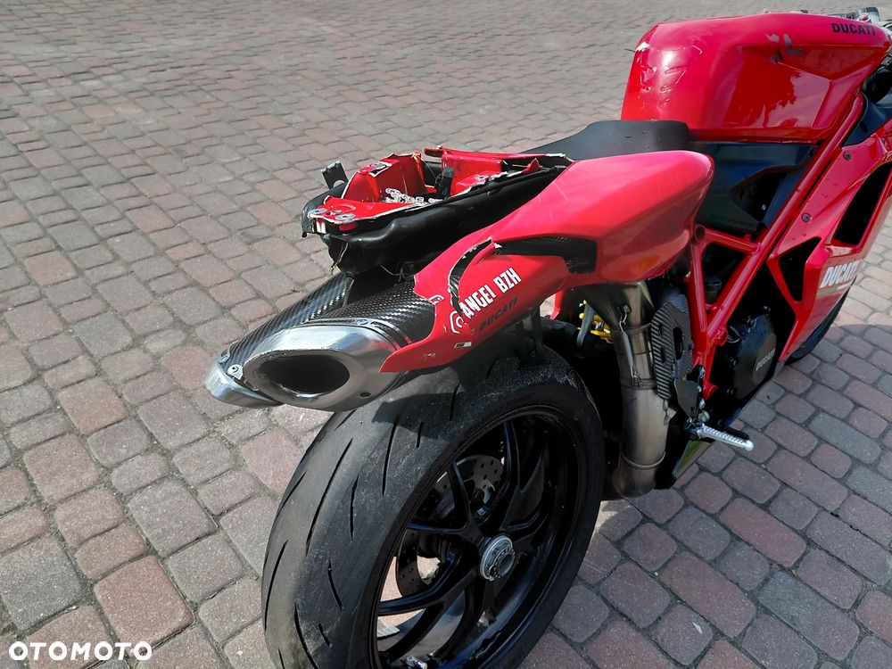 Ducati 848 - 14