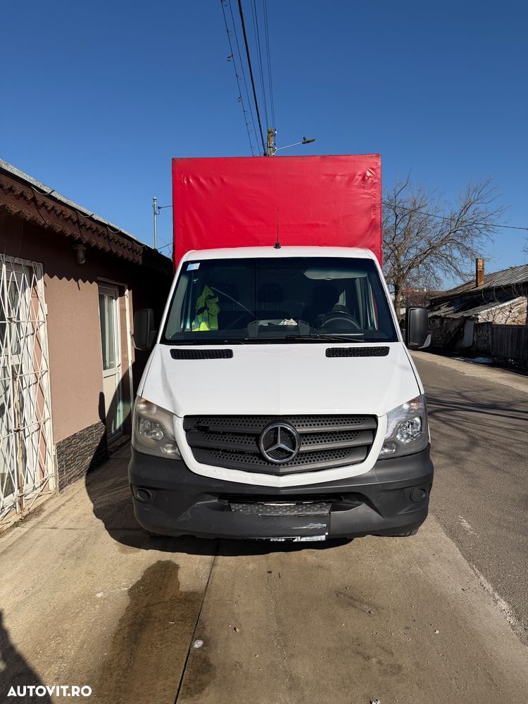 Mercedes-Benz Sprinter - 1
