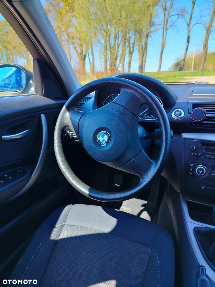 BMW Seria 1 - 10