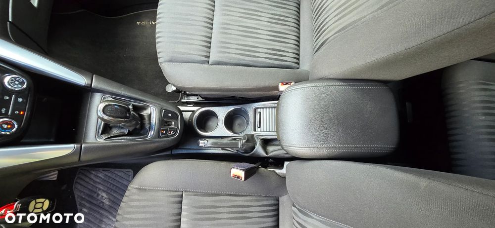 Opel Zafira Tourer 1.4 Turbo Active - 31