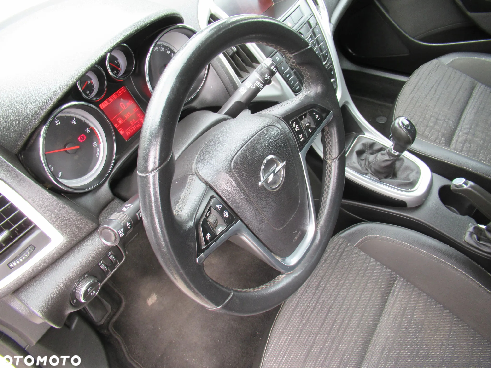 Opel Astra 1.6 CDTI DPF ecoFLEX Sports TourerStart/Stop Edition - 19