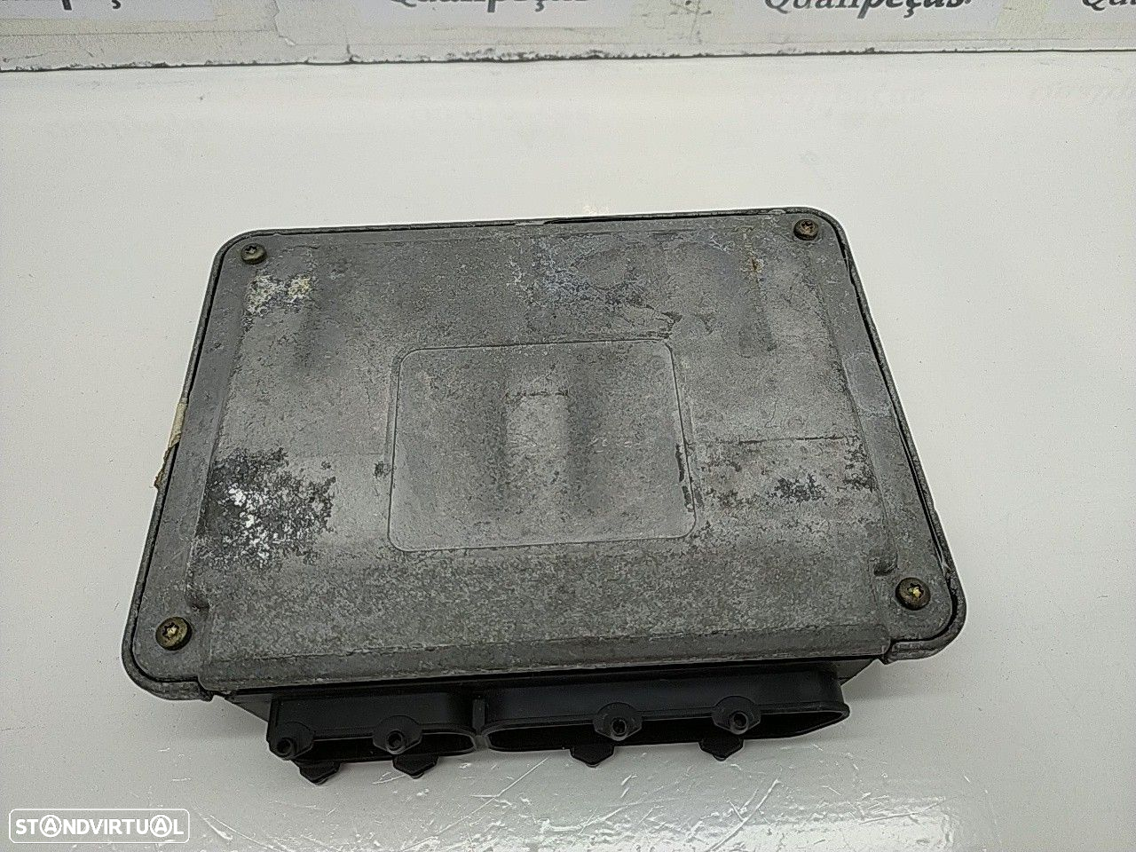Centralina Motor Volkswagen Golf Iv (1J1) - 3