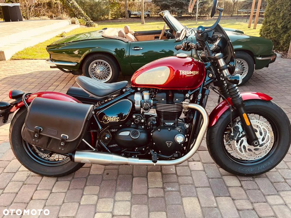 Triumph Bonneville Bobber - 1