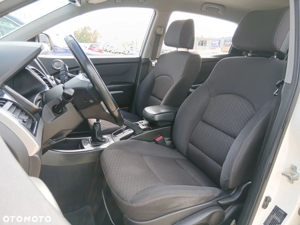 SsangYong/KGM Korando 2.0 Quartz 2WD - 14