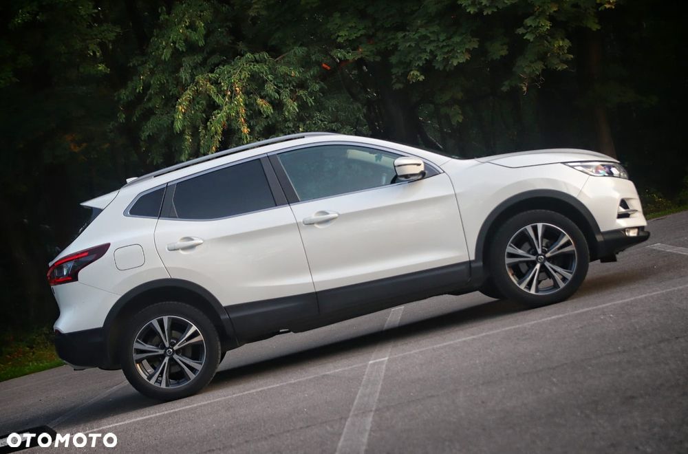 Nissan Qashqai 1.3 DIG-T N-Connecta EU6d - 5