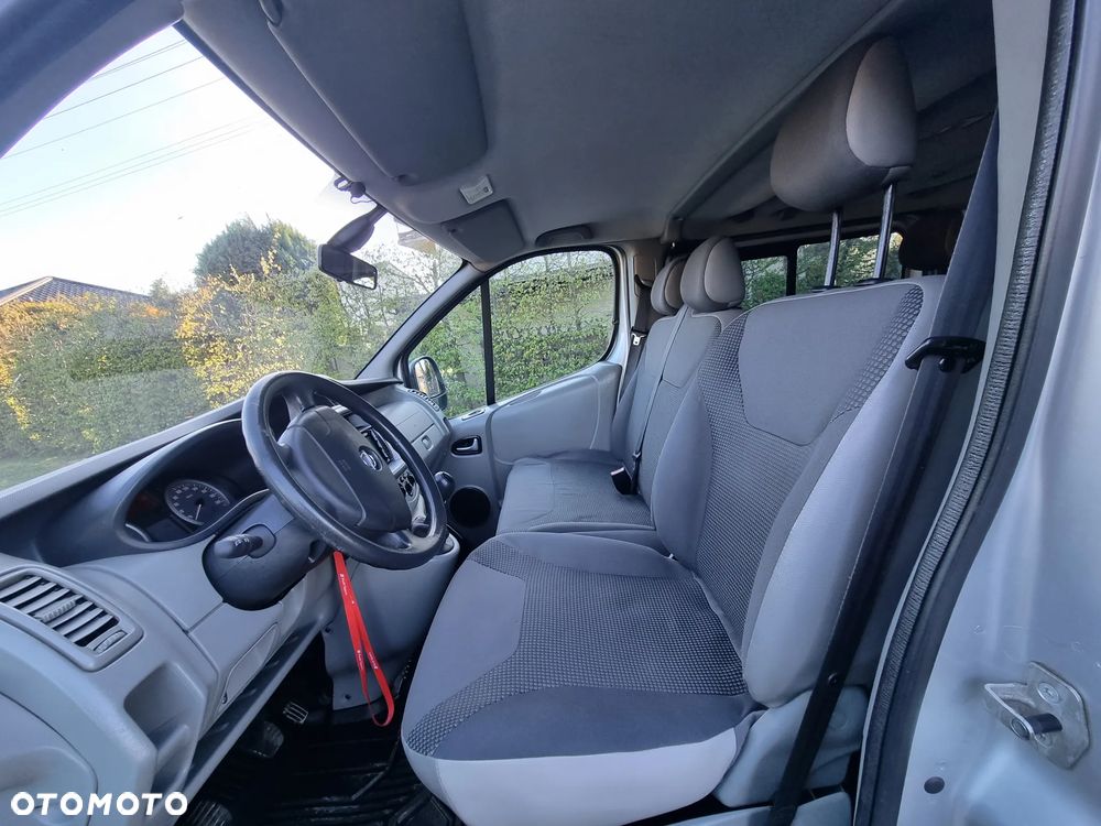 Opel Vivaro L2H1 2.9t - 25