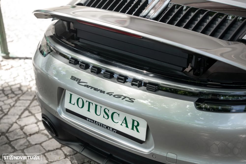 Porsche 911 (992) Carrera 4 GTS PDK - 21