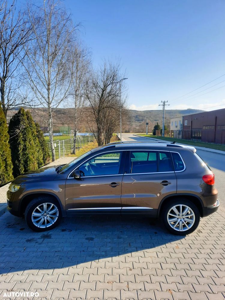 Volkswagen Tiguan 2.0 TDI DPF 4Motion BlueMotion Technology Exclusive - 9