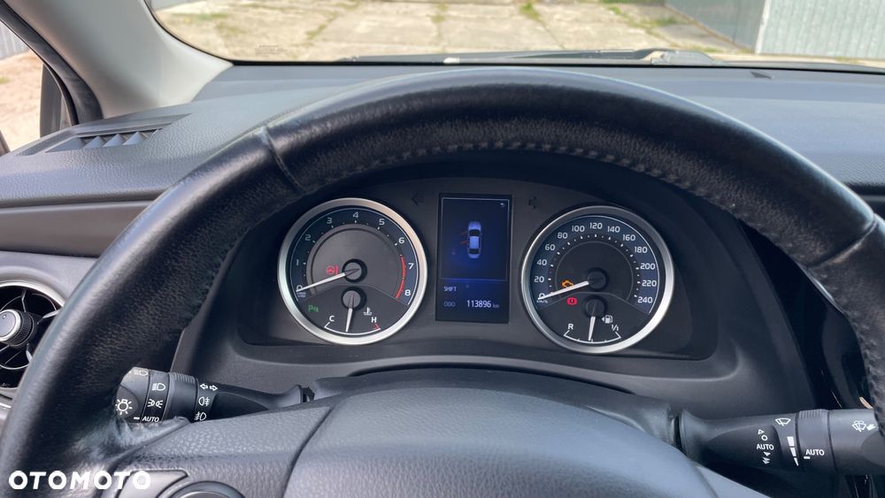 Toyota Corolla 1.6 Comfort - 4
