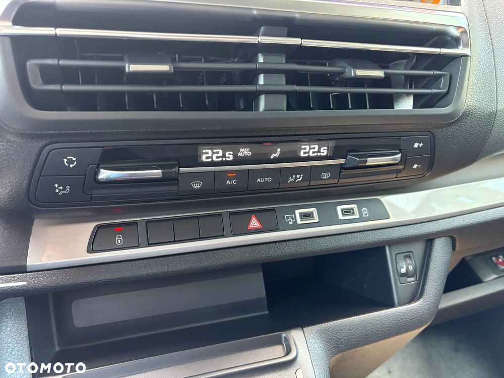 Opel Zafira - 11