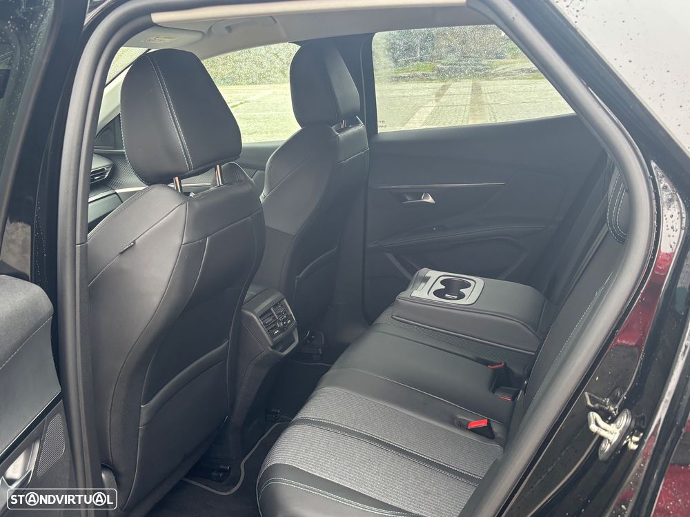 Peugeot 3008 BlueHDi 130 Stop & Start EAT8 Allure - 11