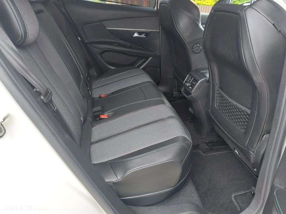 Peugeot 3008 - 21
