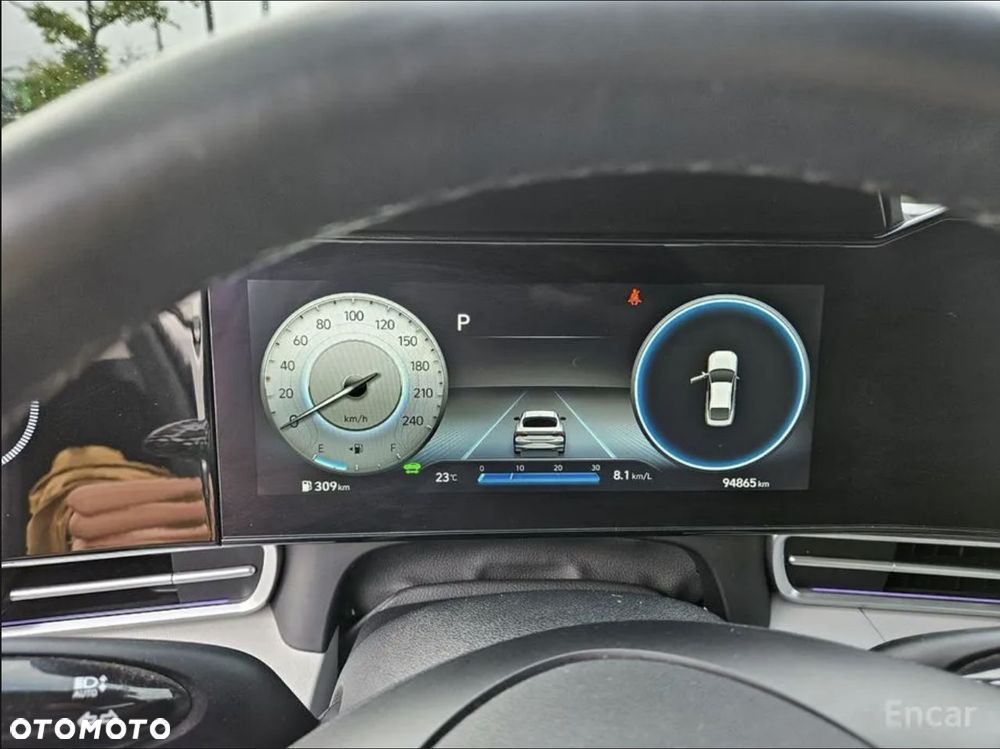 Hyundai Elantra - 16