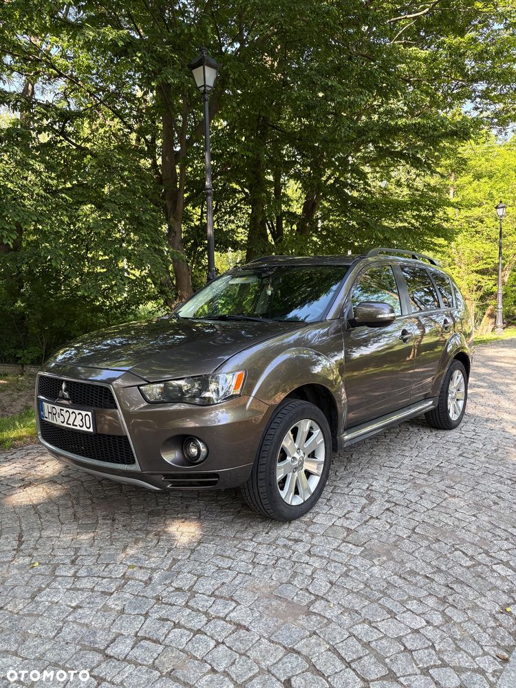 Mitsubishi Outlander 2.0 Intense + 2WD CVT - 1