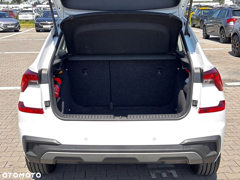 Skoda Kamiq 1.0 TSI Selection DSG - 35