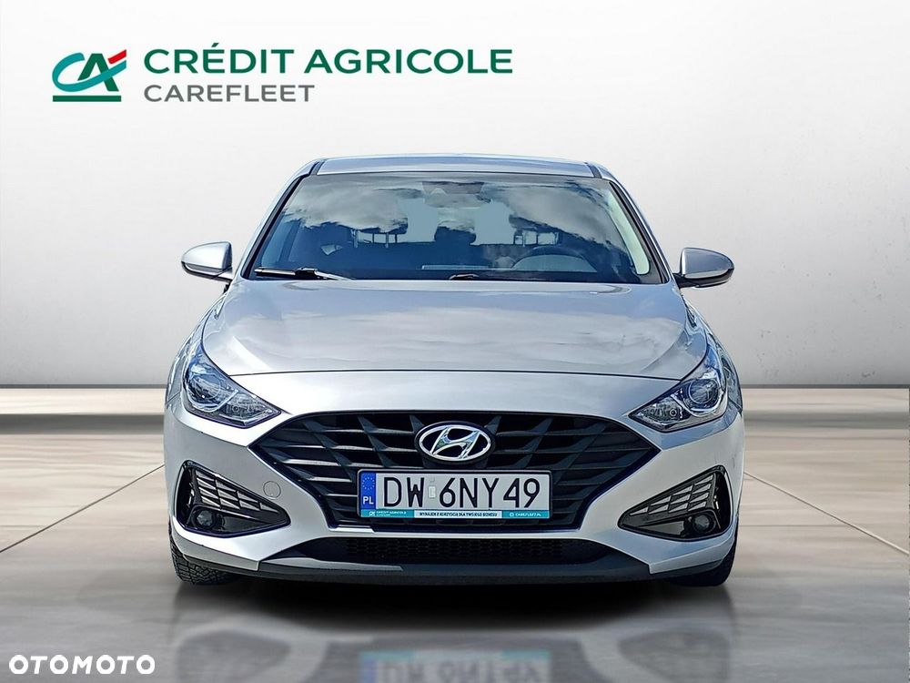Hyundai i30 1.5 DPI Classic + - 9