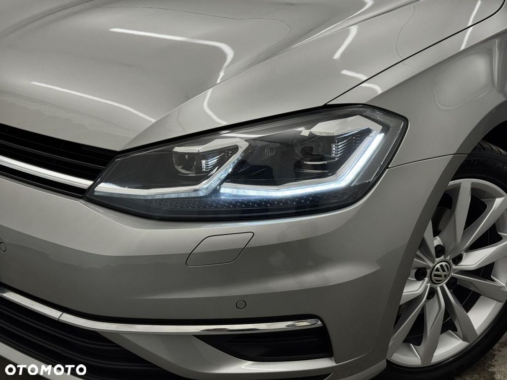 Volkswagen Golf - 9