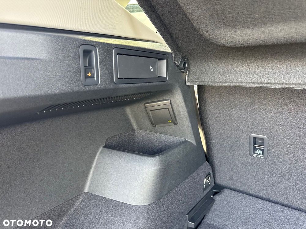 Volkswagen Tiguan - 20