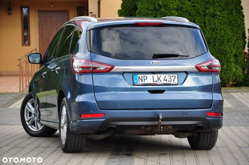 Ford S-Max - 19